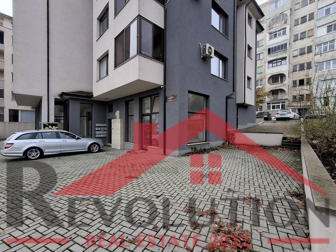 Satılık ticari mülk – Vazrozhdentsi (Vızrojdentsi), Kırcaali, ilan fotoğrafı 1