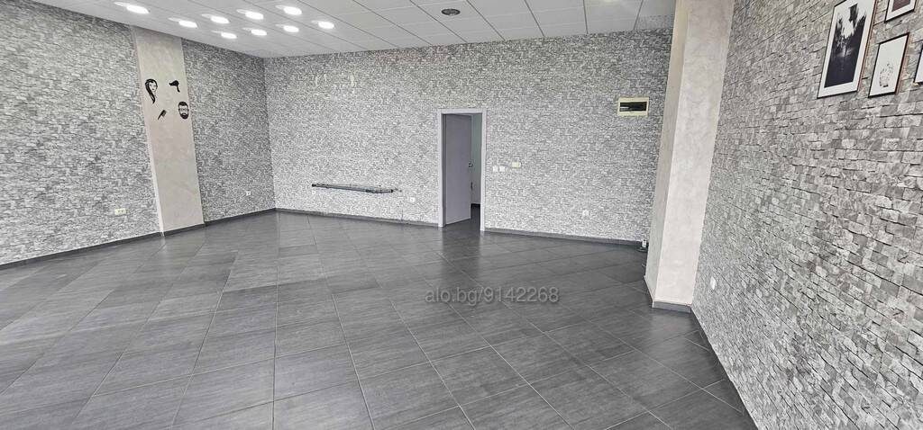 Kiralık ticari mülk – Merkez (Tsentır), Kırcaali, ilan fotoğrafı 1