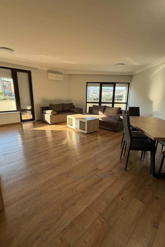 Kiralık 3 odalı daire – Merkez (Tsentır), Kırcaali, ilan fotoğrafı 1