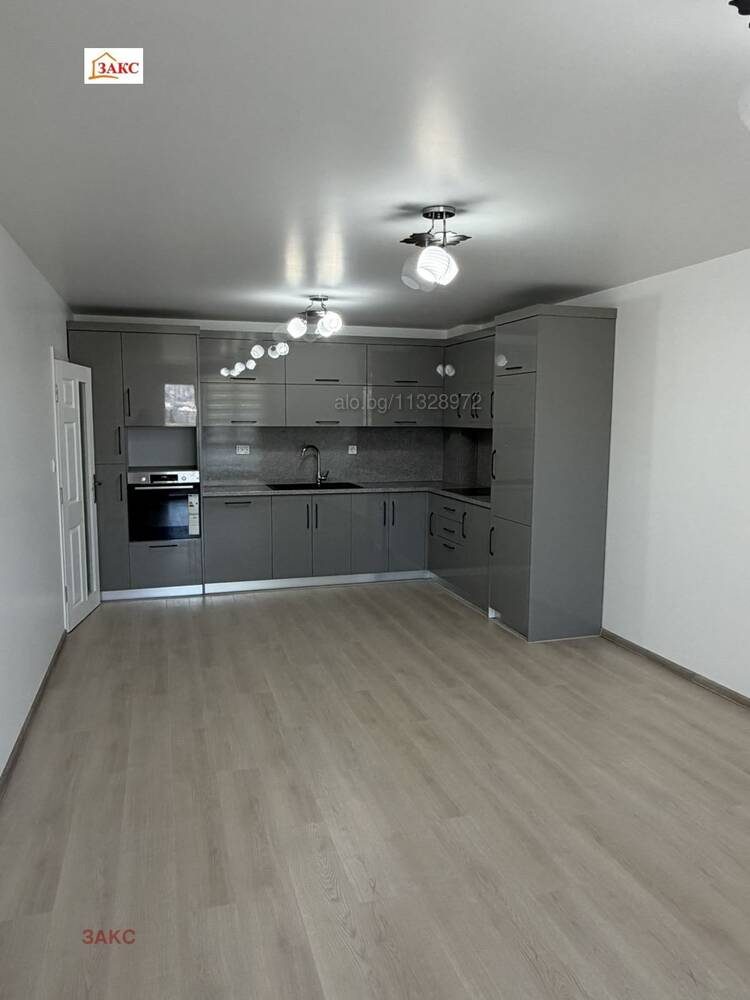 Kiralık 3 odalı daire – Merkez (Tsentır), Kırcaali, ilan fotoğrafı 1