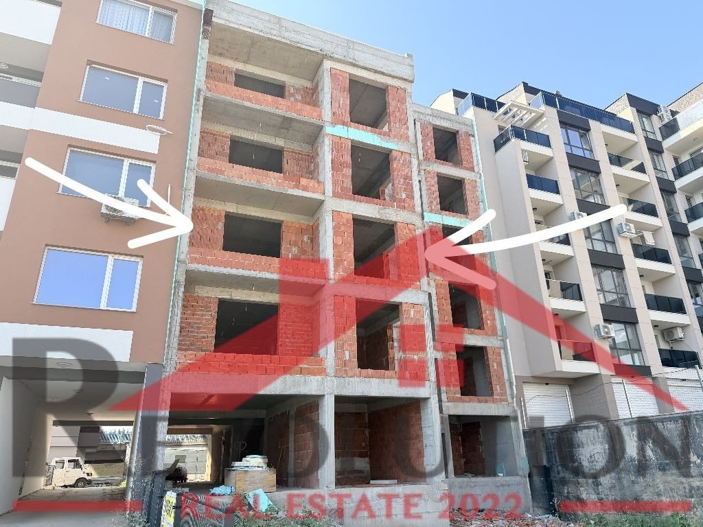 Satılık 2 odalı daire – Vazrozhdentsi (Vızrojdentsi), Kırcaali, ilan fotoğrafı 1