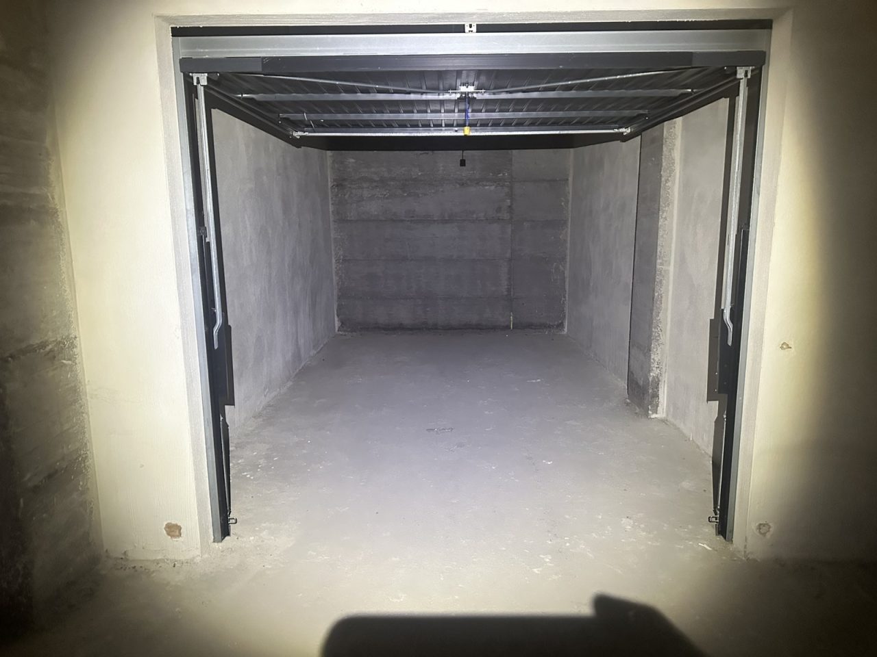 Satılık garaj / otopark – Vazrozhdentsi (Vızrojdentsi), Kırcaali, ilan fotoğrafı 1