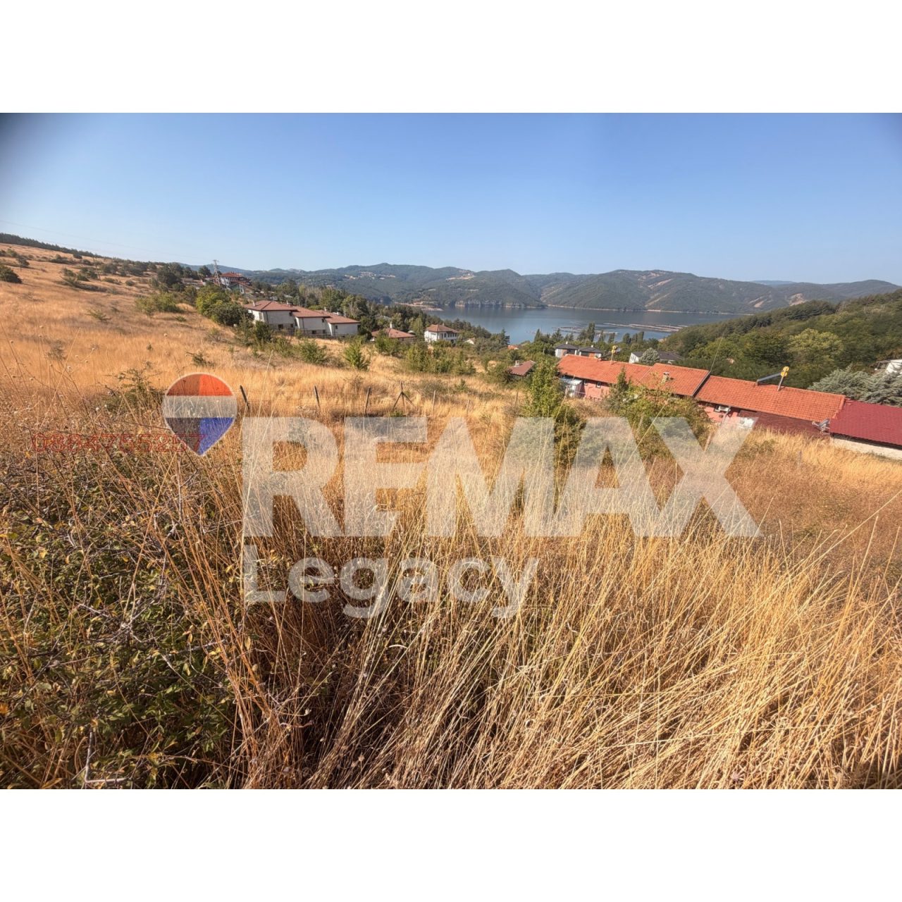 Satılık arsa – Brosh (Broş), ilan fotoğrafı 1